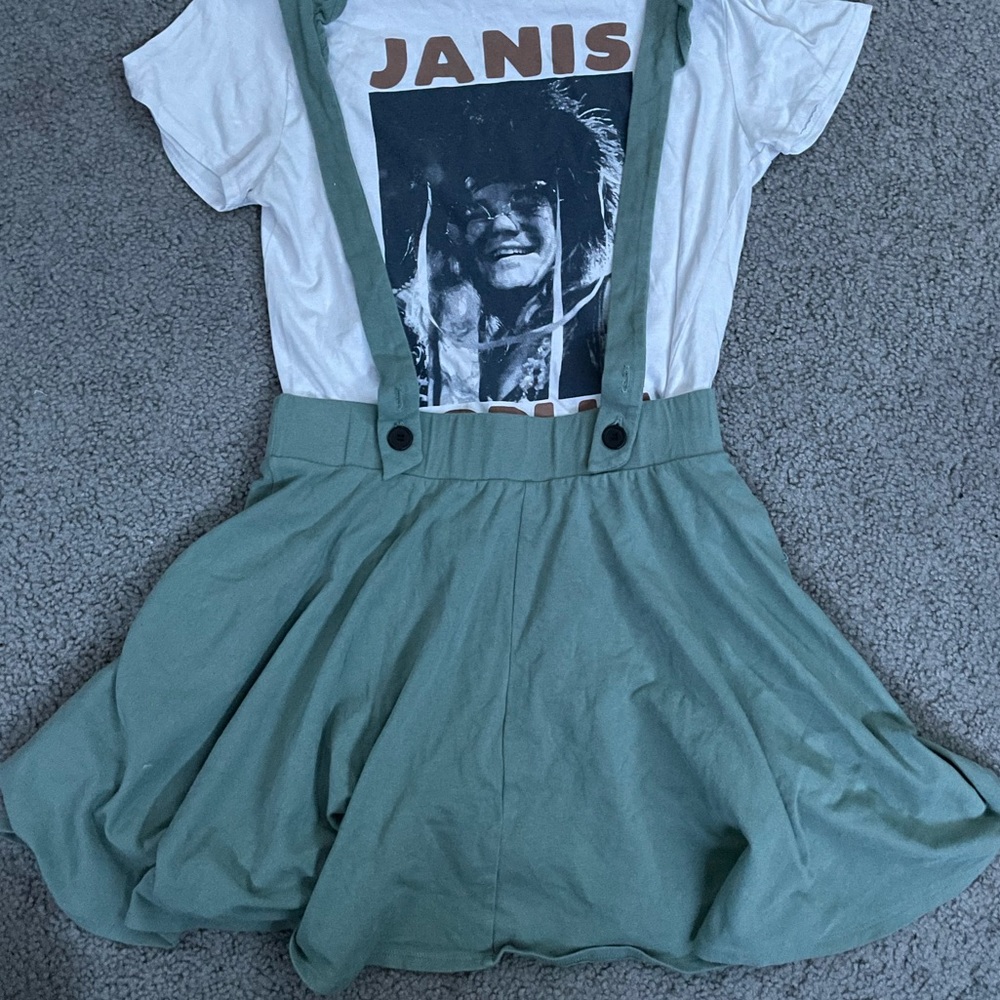 ✨2/$35✨Soft Green Overall Skirt